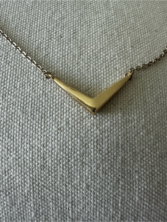 Melinda Maria Jewelry - Melinda Maria V Chevron necklace pendant gold tone